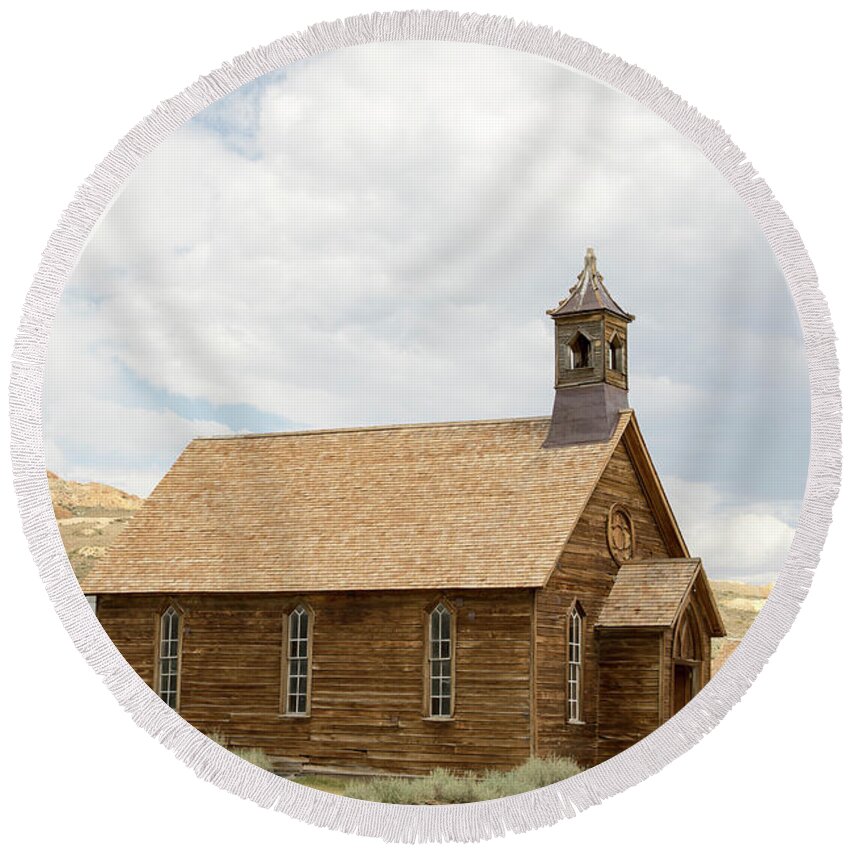 Abandoned Round Beach Towel featuring the photograph Rustic Methodist church by Karen Foley