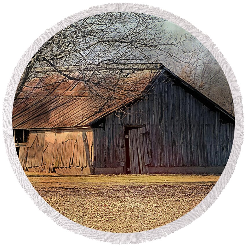 Photography Round Beach Towel featuring the photograph Rustic Midwest Barn by Theresa Campbell