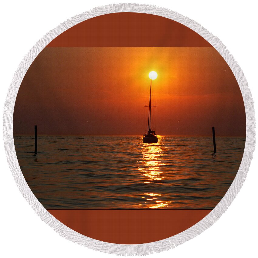 Sunset Round Beach Towel featuring the photograph Sailing Into the Sunset by Rein Nomm