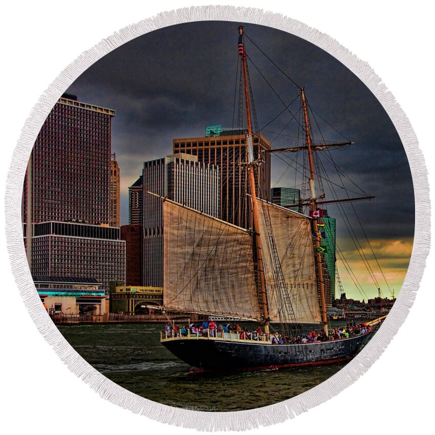 New York Round Beach Towel featuring the photograph Sailing On The East River by Chris Lord