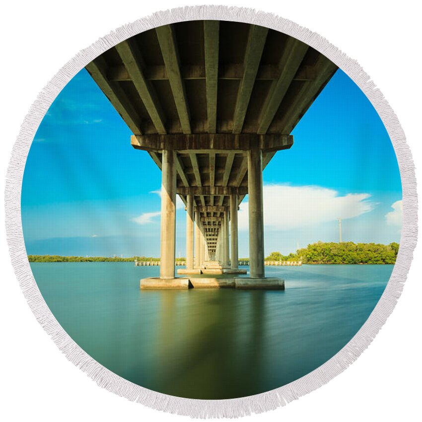 Everglades Round Beach Towel featuring the photograph San Marco Bridge by Raul Rodriguez