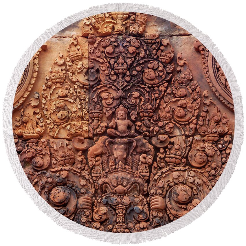 Banteay Srei Round Beach Towel featuring the photograph Sandstone Carvings Banteay Srei - Cambodia by Art Phaneuf