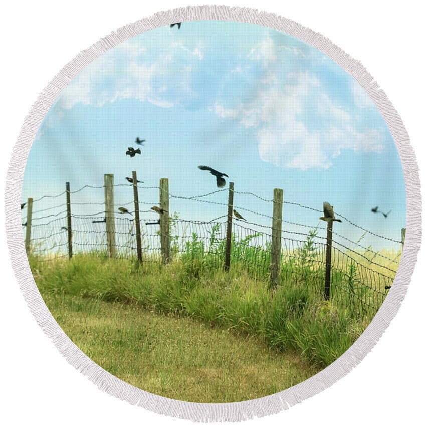 Casper Bluff Land And Water Preserve Round Beach Towel featuring the photograph Scattering Birds by Joni Eskridge