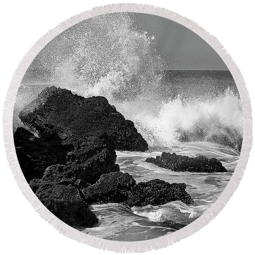 Sea Round Beach Towel featuring the photograph Sea Crush by Tom Griffithe