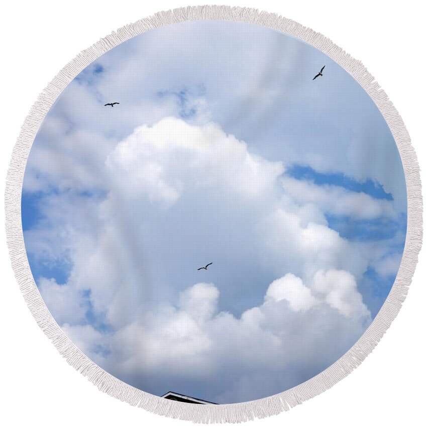 Chincoteague Round Beach Towel featuring the photograph Seagulls over Chincoteague by Katy Hawk