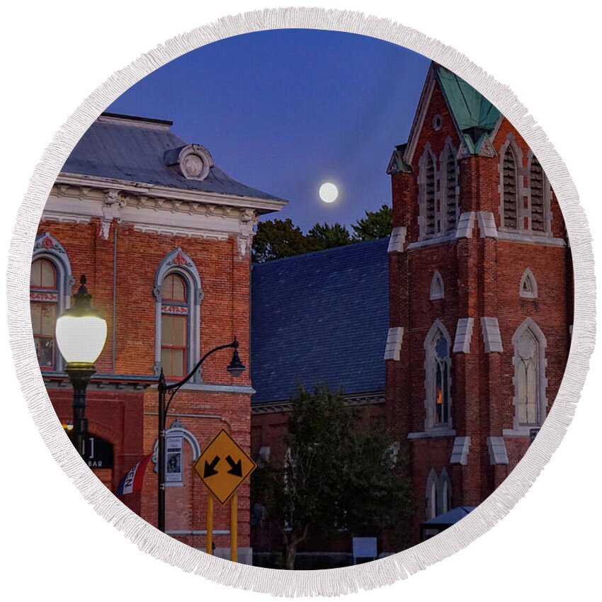  Round Beach Towel featuring the photograph Separating church and state by Kendall McKernon