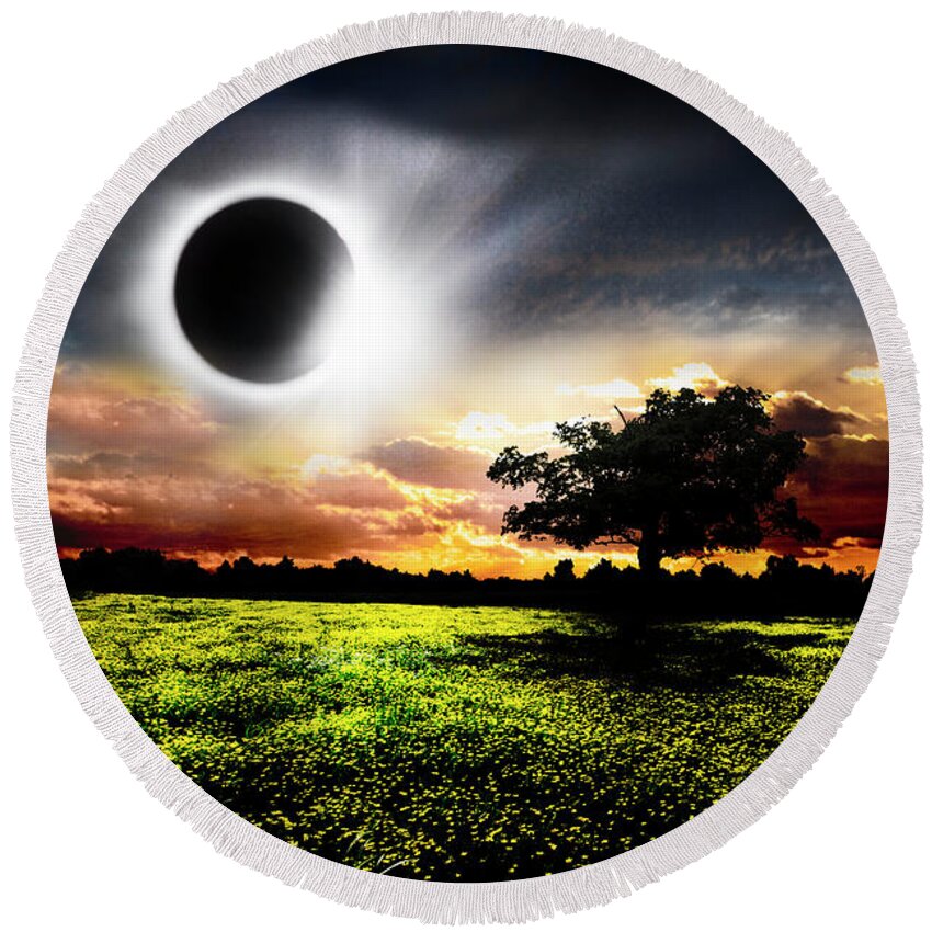 08 21 20 17 Round Beach Towel featuring the photograph Shadows and Light Diamond Ring of the Total Solar Eclipse by Debra and Dave Vanderlaan