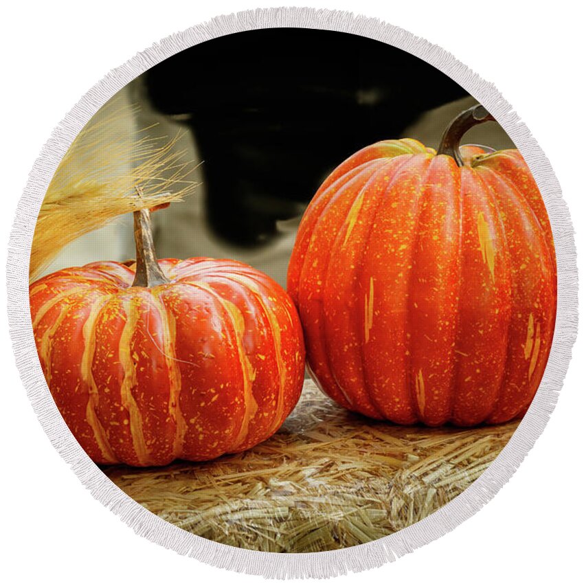 Pumpkin Round Beach Towel featuring the photograph Siblings Pumpkins by Les Greenwood