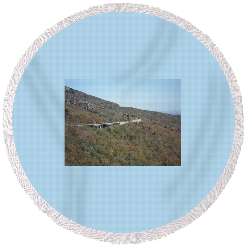 Smoky Mountains Round Beach Towel featuring the photograph Smokies 17 by Val Oconnor