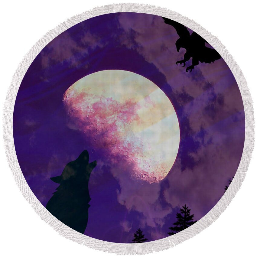 Moon Round Beach Towel featuring the photograph Soaring Howl by Amanda Eberly