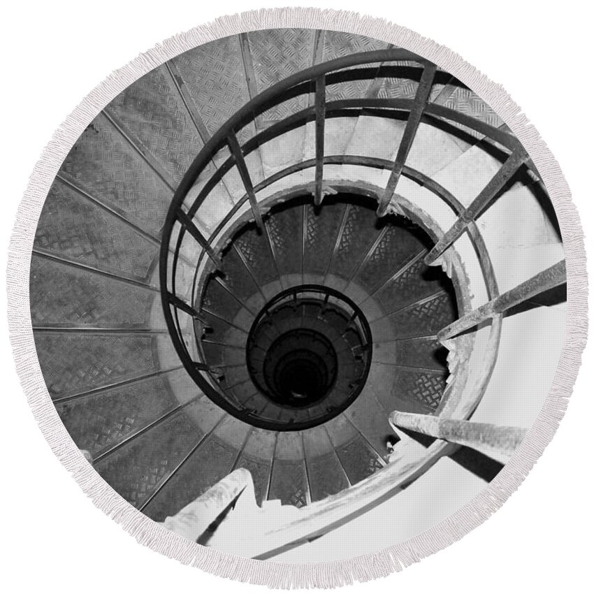 Spiral Staircase Round Beach Towel featuring the photograph Spiral Staircase at the Arc by Donna Corless
