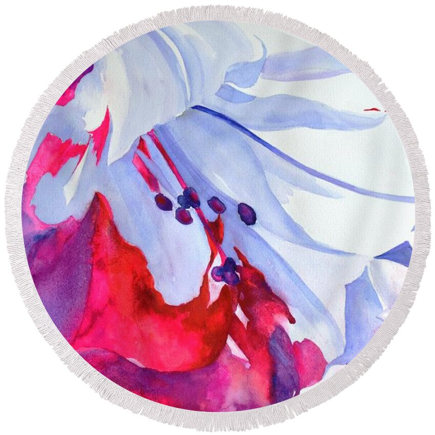 Lily Round Beach Towel featuring the painting Splash of summer by Betty M M Wong