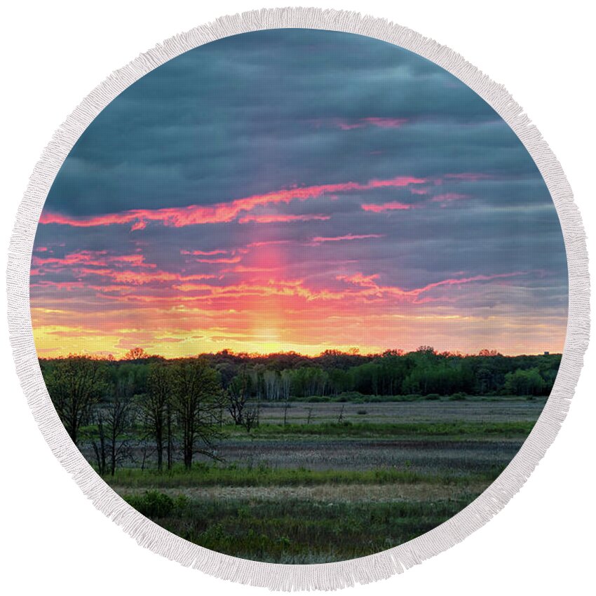  Round Beach Towel featuring the photograph Spring Sunset by Dan Hefle