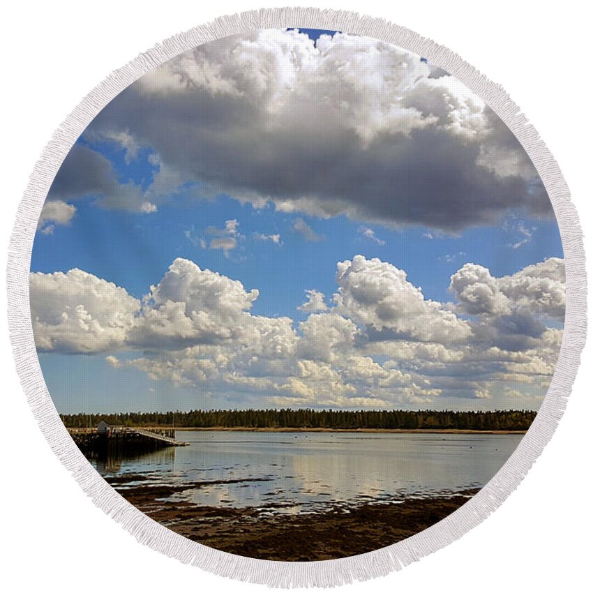 Sea Round Beach Towel featuring the photograph St. Andrews At Low Tide by Michael Graham