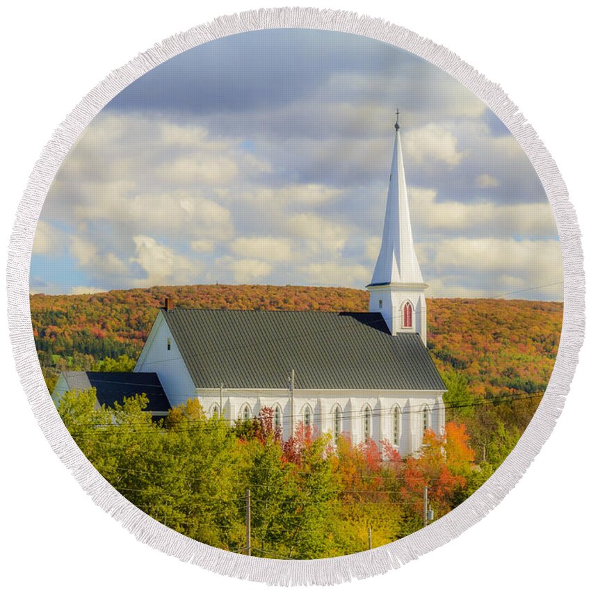 Mabou Round Beach Towel featuring the photograph St Mary's Roman Catholic Church by Ken Morris