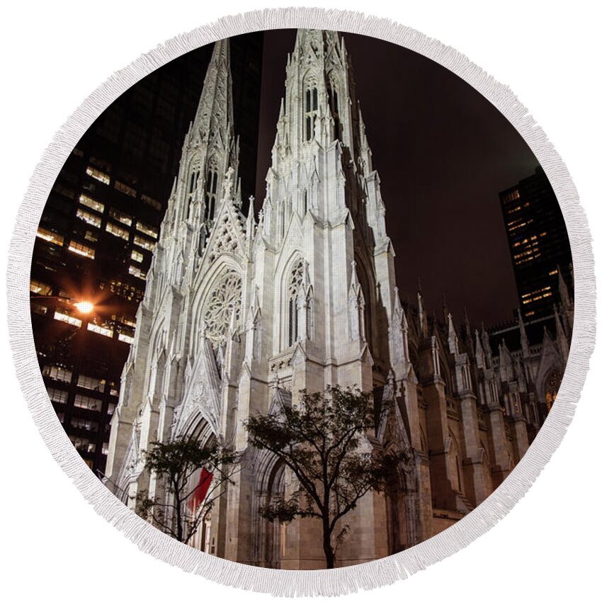 Nyc Round Beach Towel featuring the photograph St Patrick Cathedral at Night by John McGraw