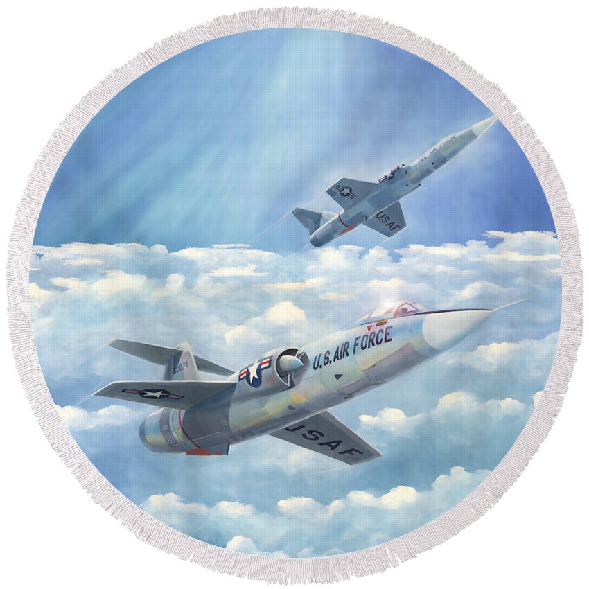 Aviation Round Beach Towel featuring the painting Starfighters by Douglas Castleman