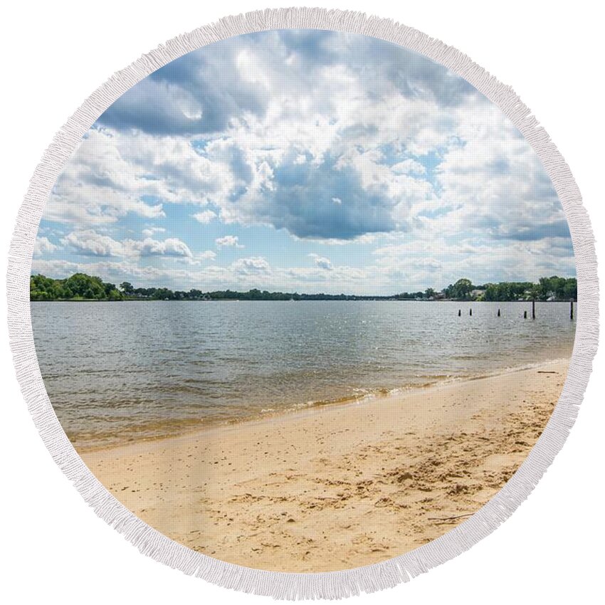 Water Round Beach Towel featuring the photograph Stoney Creek by Charles Kraus