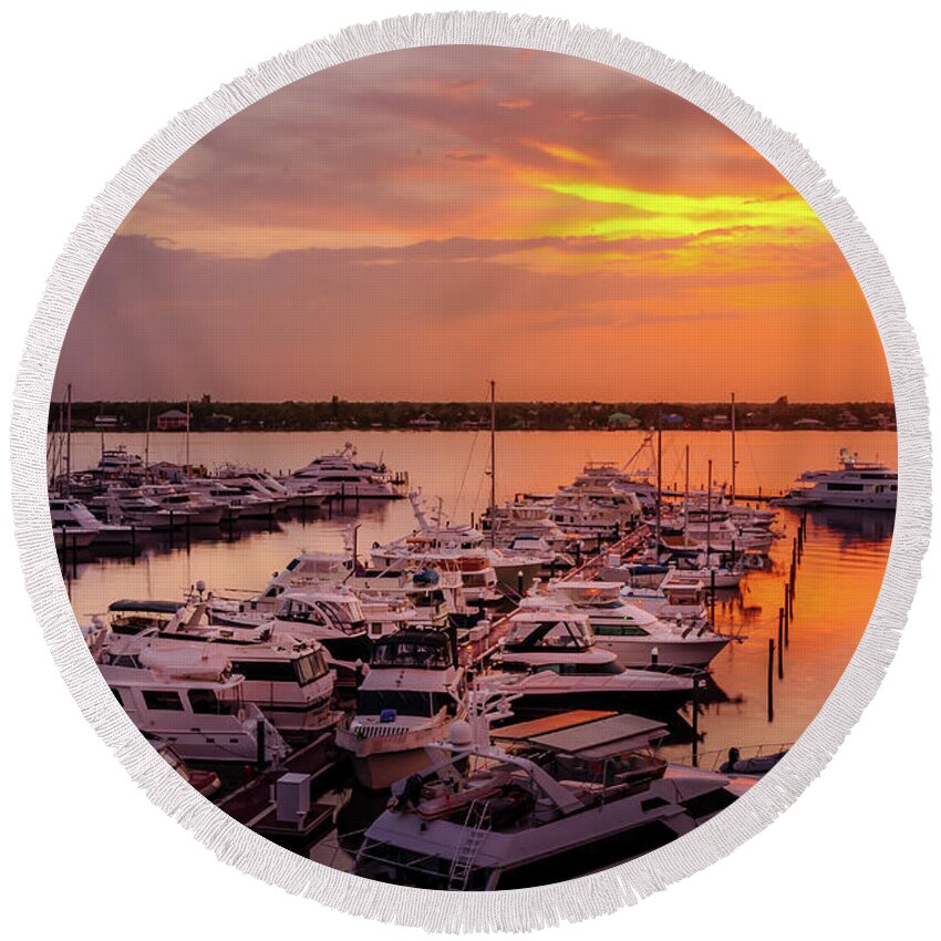Boat Round Beach Towel featuring the photograph Stuart Sunset by Rob Smith's