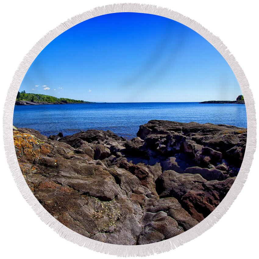 Sugarloaf Cove Minnesota Round Beach Towel featuring the photograph Sugarloaf Cove From Rock Level by Bill and Linda Tiepelman