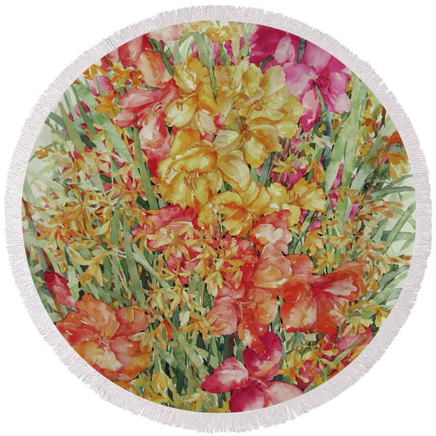 Gladiolas Round Beach Towel featuring the painting Summer Day by Kim Tran