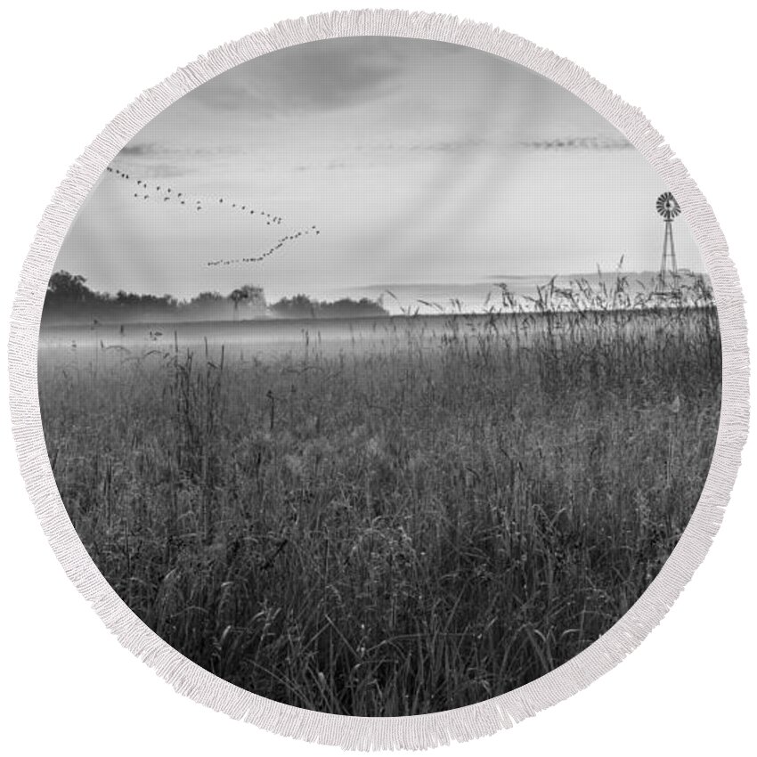 Black And White Landscape Round Beach Towel featuring the photograph Summer Sunrise 2015 bw by Bill Wakeley