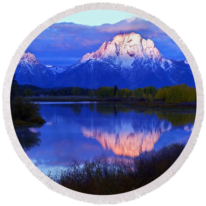 Sunrise Round Beach Towel featuring the photograph Sunrise at Ox Bow Bend by Gary Langley