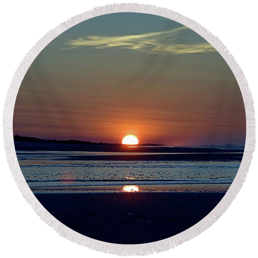 Seas Round Beach Towel featuring the photograph Sunrise I X by Newwwman