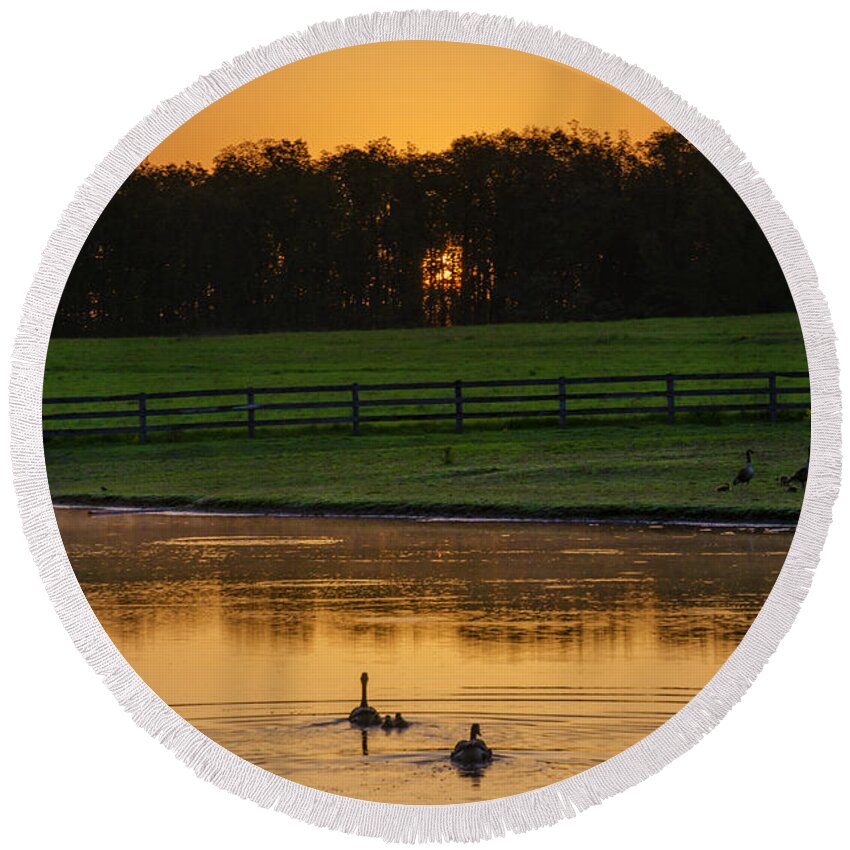 Sunrise Round Beach Towel featuring the photograph Sunrise on a Gettysburg Duck Pond by Bill Cannon