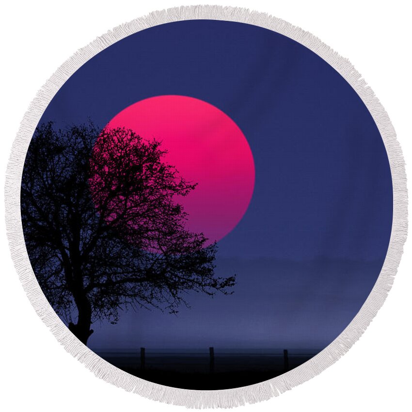 Silhouette Round Beach Towel featuring the photograph Sunset magenta by Bess Hamiti