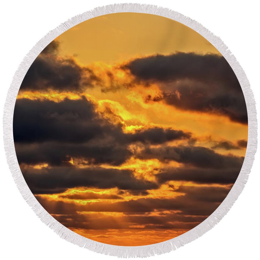 Sun Round Beach Towel featuring the photograph Sunset off Ecuador by John Haldane