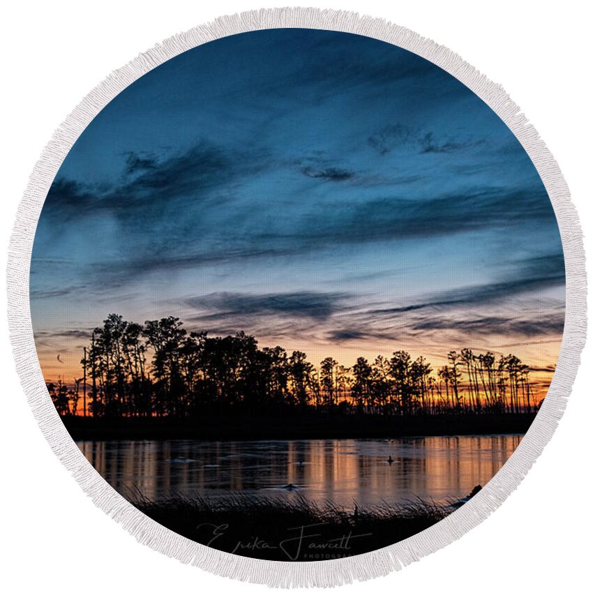 Sunset Round Beach Towel featuring the photograph Sunset on Blackwater Refuge by Erika Fawcett