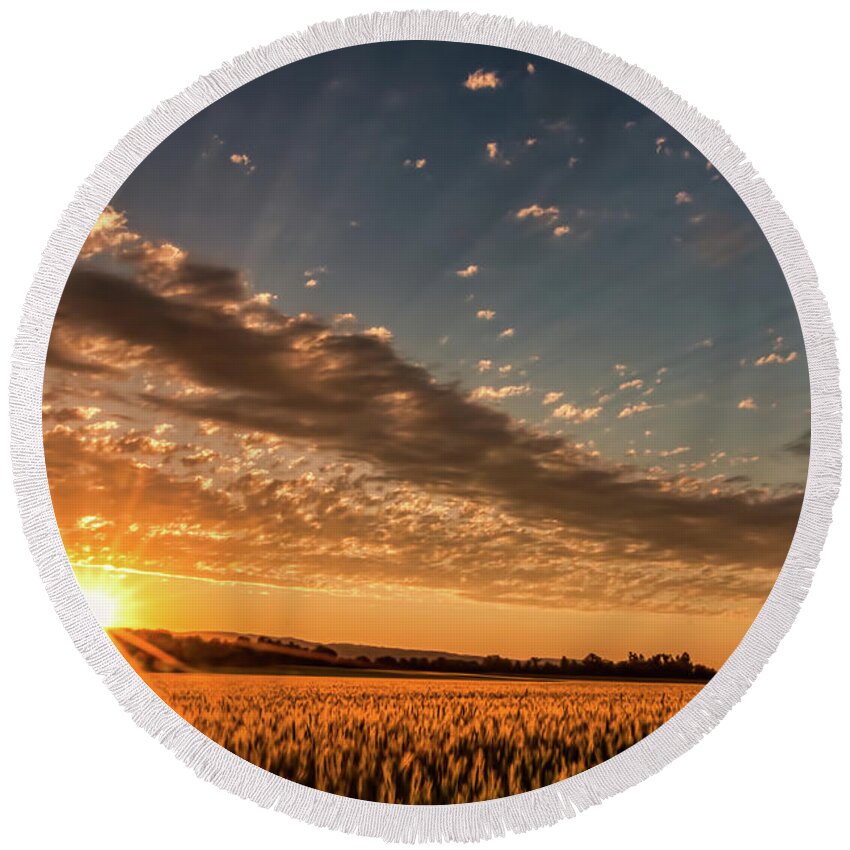 Sunset Round Beach Towel featuring the photograph Sunset Over the Golden Meadow by Don Schwartz