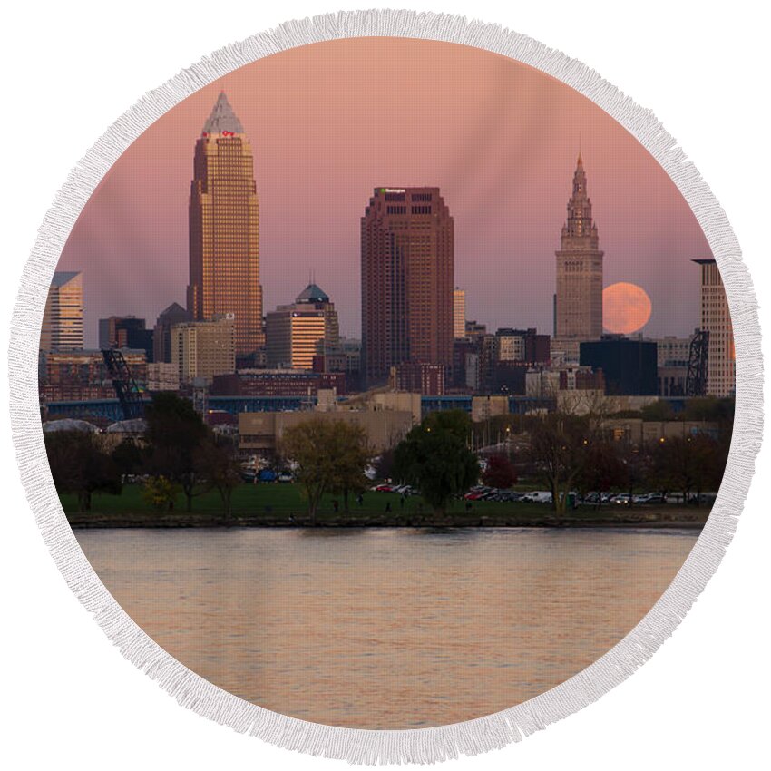 Super Moon Round Beach Towel featuring the photograph SuperMoon Over Cleveland by Ann Bridges