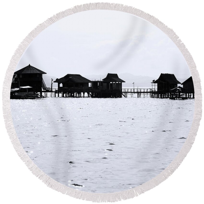 Asia Round Beach Towel featuring the photograph Telsu by Jez C Self