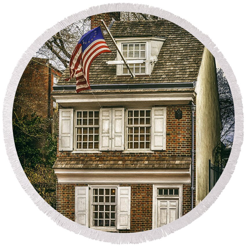 Philadelphia Round Beach Towel featuring the photograph The Betsy Ross House by Nick Zelinsky Jr