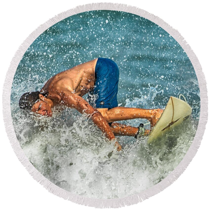 Beach Round Beach Towel featuring the photograph The Big Lean by Eye Olating Images