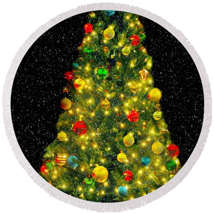 Christmas Tree Round Beach Towel featuring the photograph The Christmas Card by Diana Angstadt