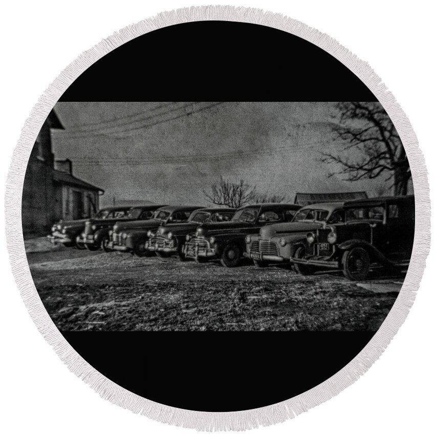 Cars Round Beach Towel featuring the photograph The Dark Meeting by Dick Hudson