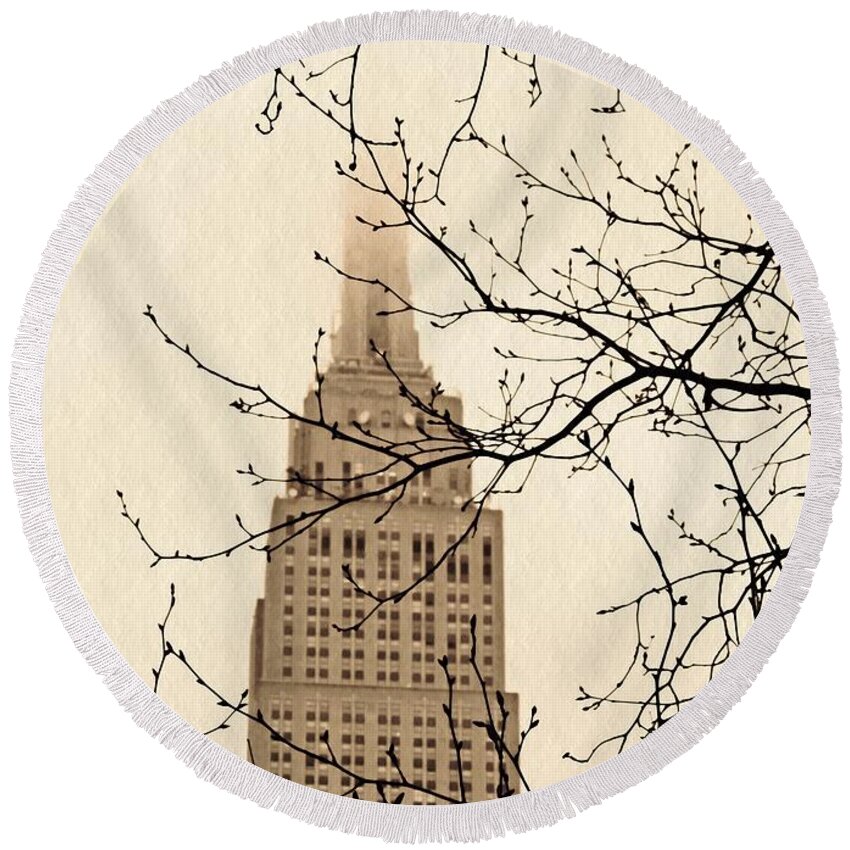Empire State Building Round Beach Towel featuring the photograph The Empire State Building on a Foggy Afternoon by Sarah Loft