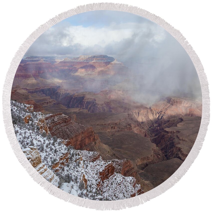 Landscape Round Beach Towel featuring the photograph the Grand Canyon Overlook 3 by Jonathan Nguyen