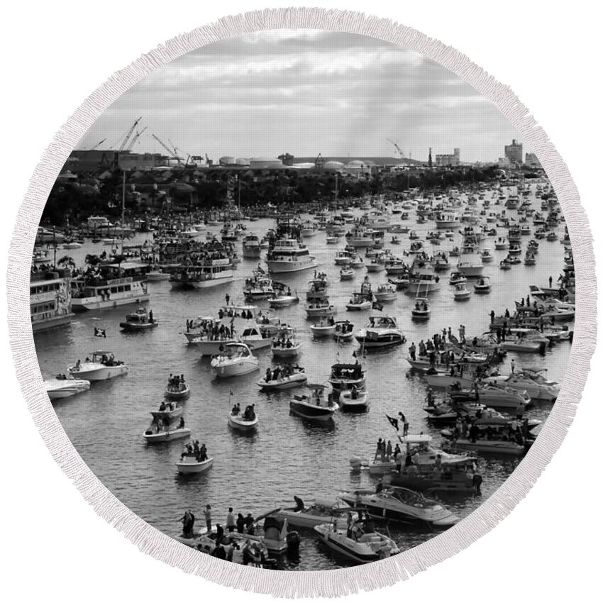 Flotilla Round Beach Towel featuring the photograph The Great Flotilla by David Lee Thompson