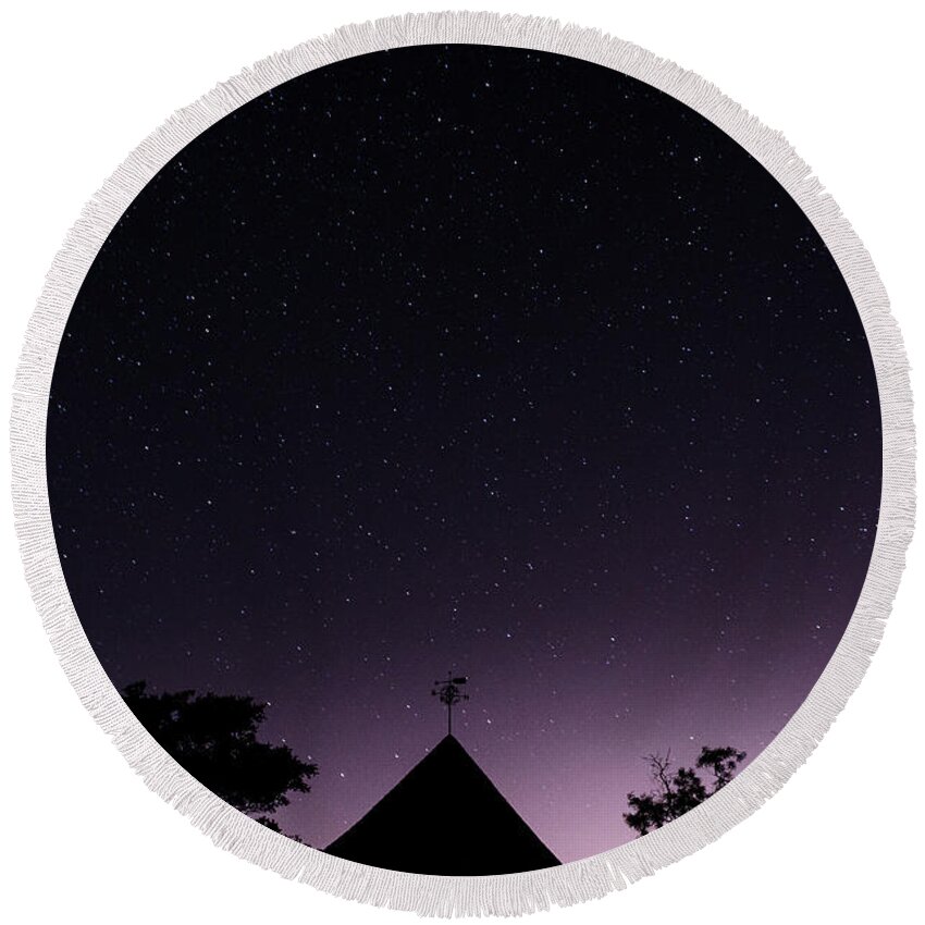 Astro Round Beach Towel featuring the photograph The Night Sky, Great Dixter House and Gardens by Perry Rodriguez