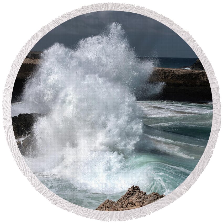 Aruba Round Beach Towel featuring the photograph The Power Of The Sea by Judy Wolinsky