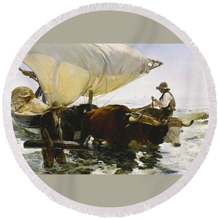 19th Century Art Round Beach Towel featuring the painting The Return from Fishing by Joaquin Sorolla