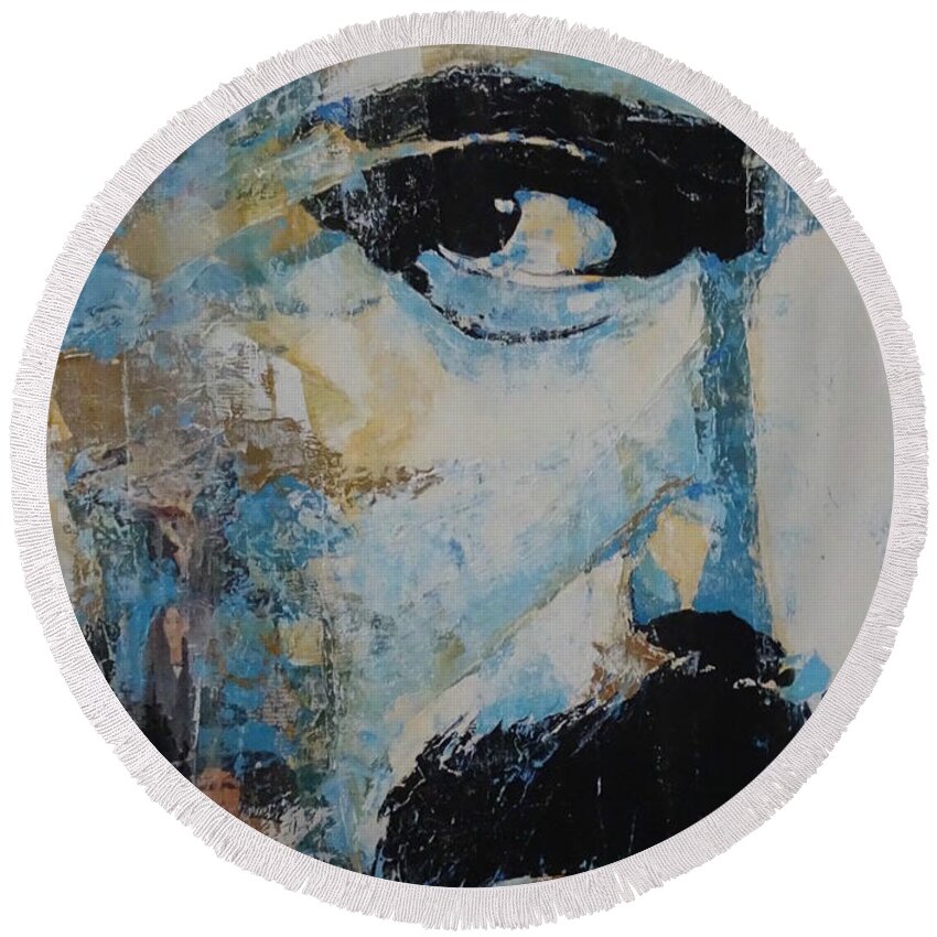 Freddie Mercury Round Beach Towel featuring the painting The Show Must Go On by Paul Lovering