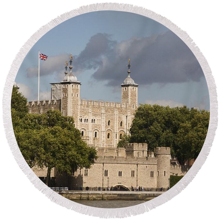 Towers Round Beach Towel featuring the photograph The Tower of London. by Christopher Rowlands