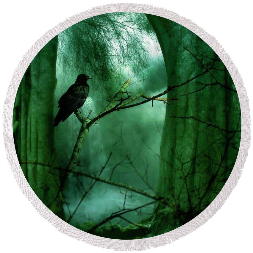 Crow Round Beach Towel featuring the photograph The Watch by Stoney Lawrentz