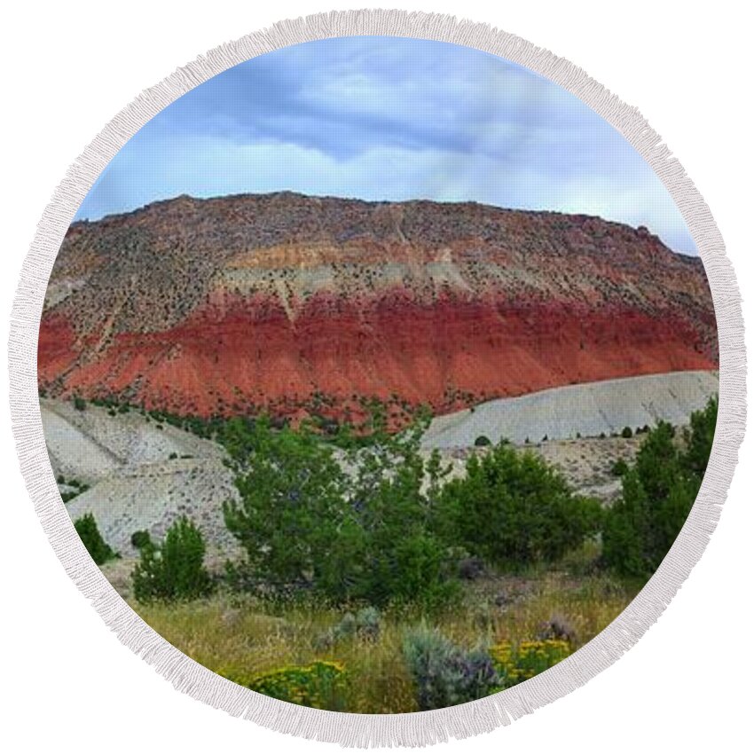 Flaming Gorge Round Beach Towel featuring the photograph There Is A Reason For The Name Flaming by David Andersen