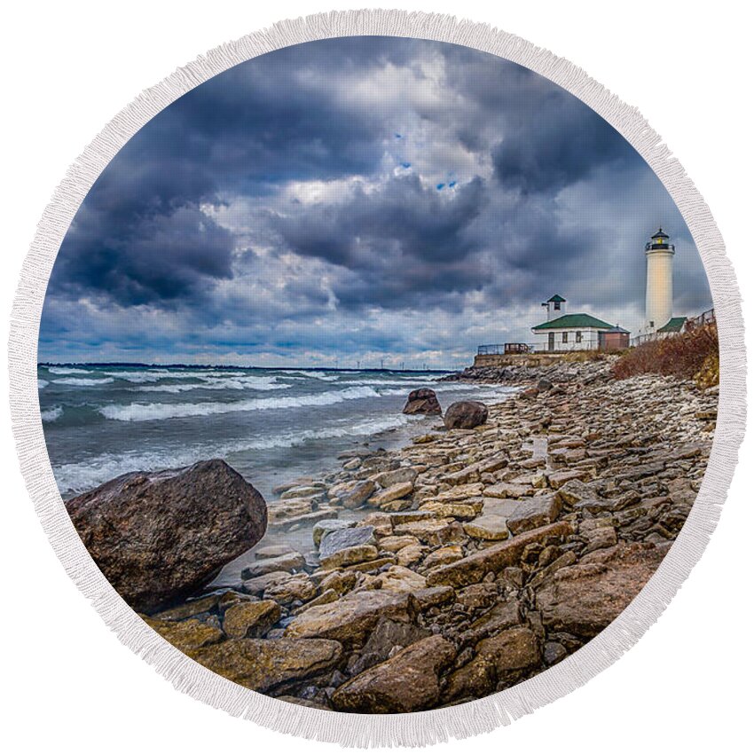 Alexandria Bay Round Beach Towel featuring the photograph Tibbett's Point Lighthouse by Roger Monahan